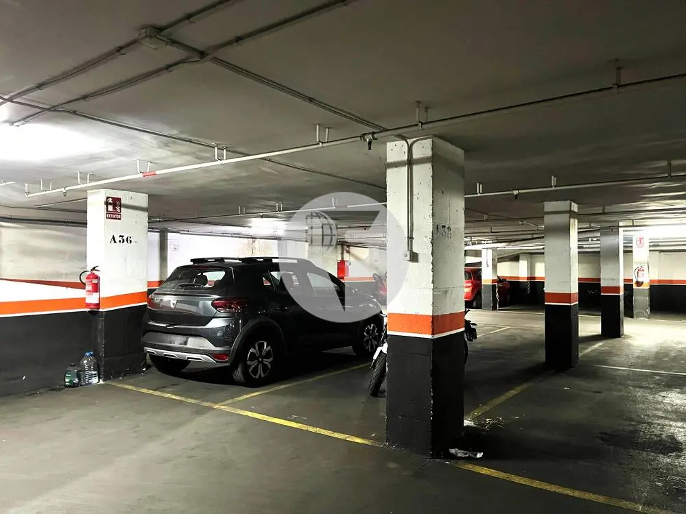 Plaza de parking en venta en Terrassa - imagen 4