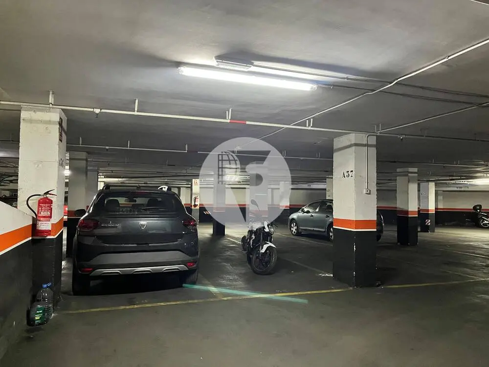 Plaza de parking en venta en Terrassa - imagen 5