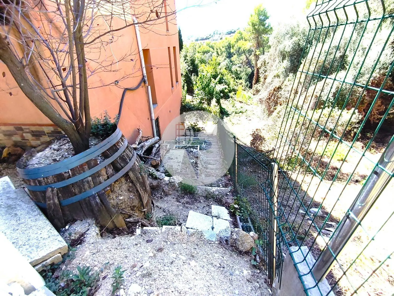 Casa en Rubí con 800 m² de jardín, piscina, privacidad y posibilidad de 2 viviendas - imagen 72
