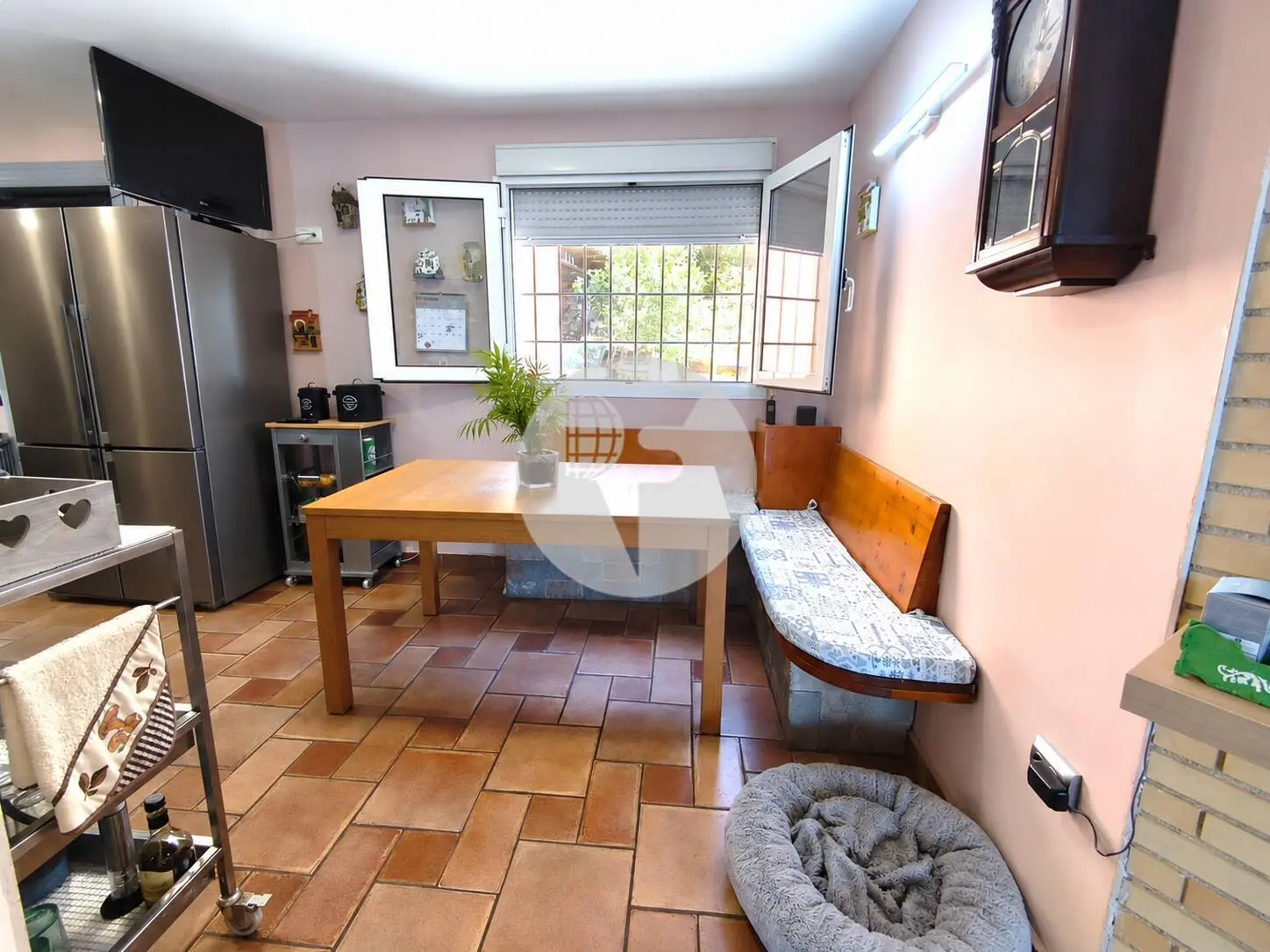 Casa en Rubí con 800 m² de jardín, piscina, privacidad y posibilidad de 2 viviendas - imagen 28