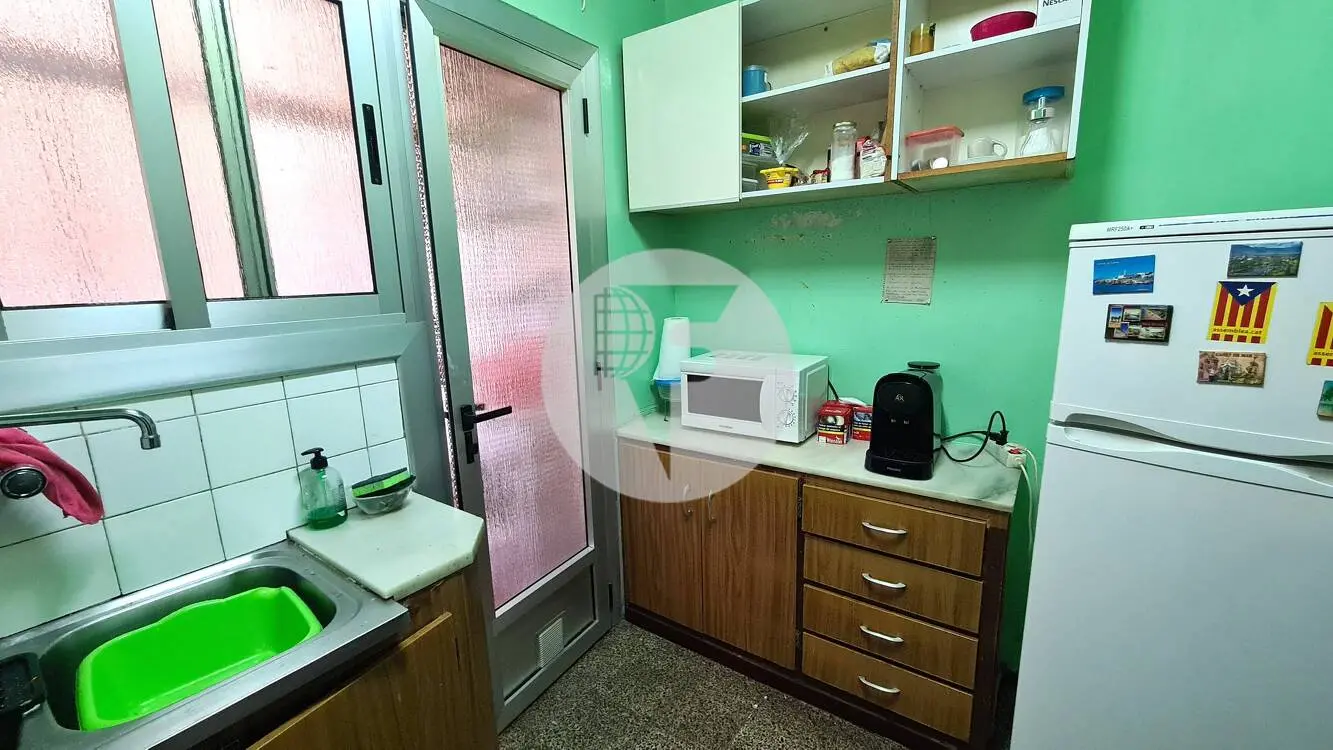 AMPLIO PISO FAMILIAR DE 4 HABITACIONES EN CAN ROCA - imagen 17