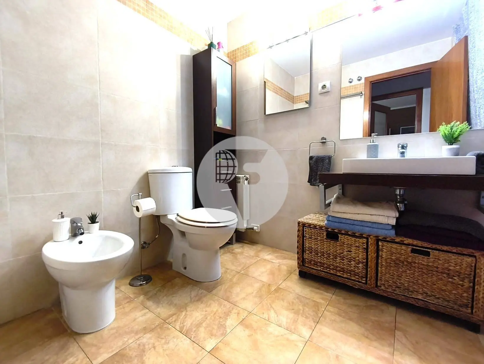 Bonito piso de 2 hab., con terraza, PK y trastero en Carrer Guipuzcoa, Torresana (La Gripia, Terrassa) - imagen 30