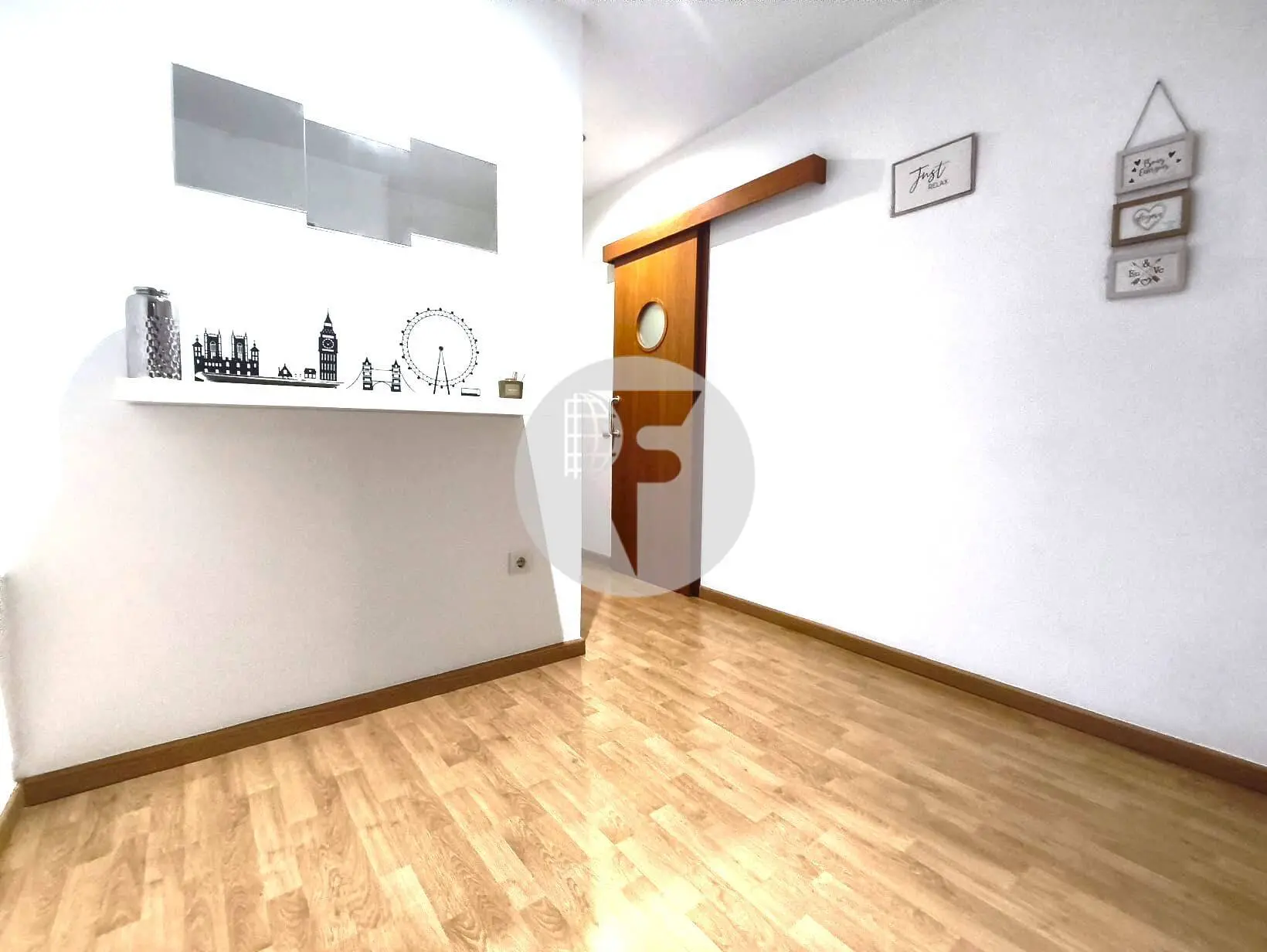 Bonito piso de 2 hab., con terraza, PK y trastero en Carrer Guipuzcoa, Torresana (La Gripia, Terrassa) - imagen 33