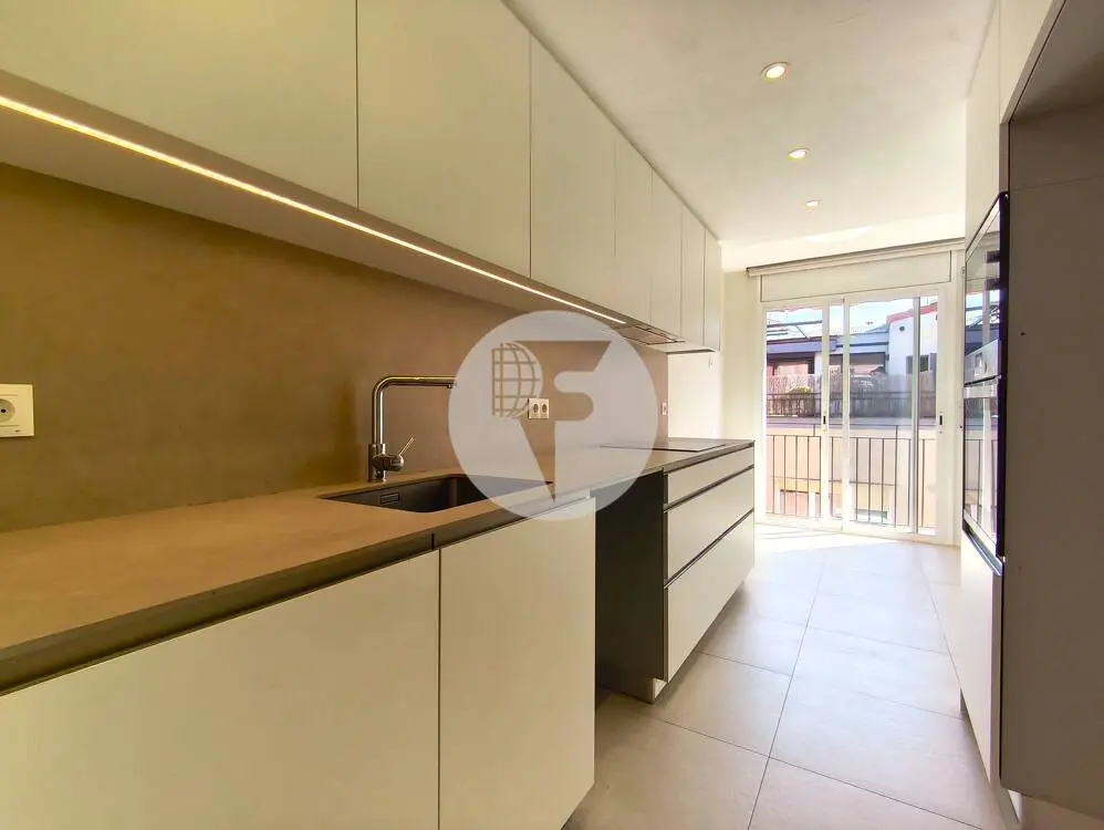 Bonito Ático Dúplex con Terraza y Balcón en Can Roca (A 60 Minutos de BCN – Plaza Cataluña) - imagen 14