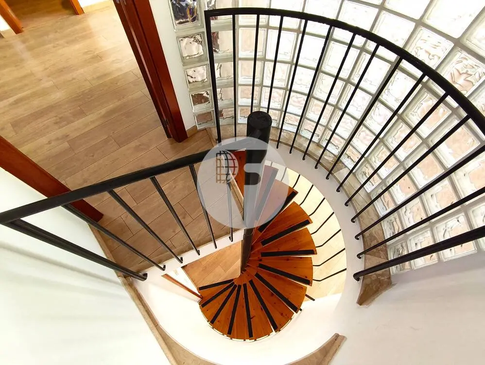 Bonito Ático Dúplex con Terraza y Balcón en Can Roca (A 60 Minutos de BCN – Plaza Cataluña) - imagen 19