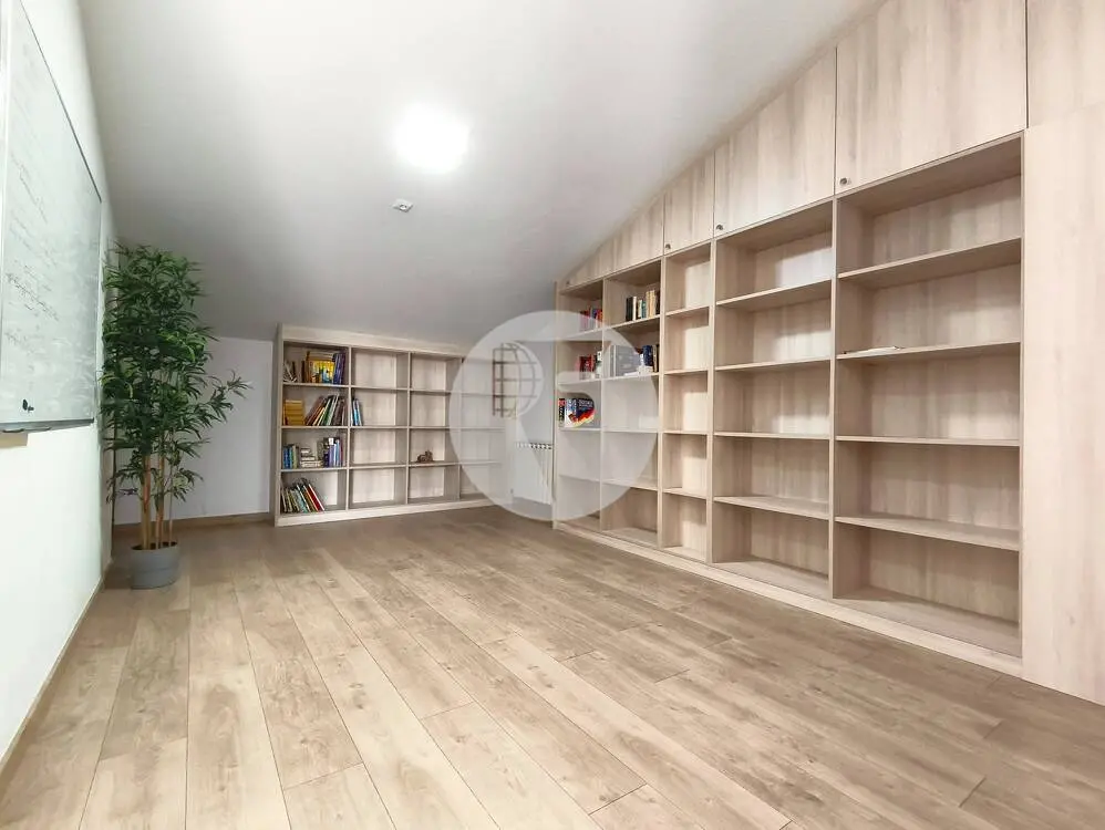 Bonito Ático Dúplex con Terraza y Balcón en Can Roca (A 60 Minutos de BCN – Plaza Cataluña) - imagen 42