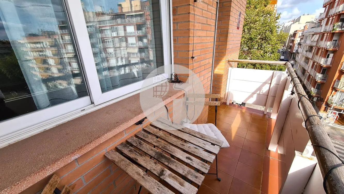 PISO DE 3 HABITACIONES A 1 MINUTO DEL PARC DE VALLPARADÍS – TERRASSA - imagen 13