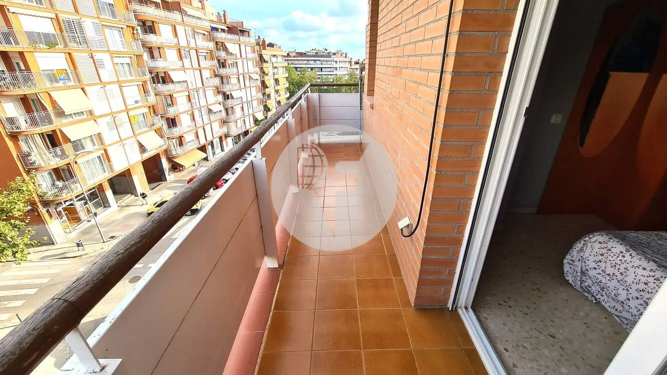 PISO DE 3 HABITACIONES A 1 MINUTO DEL PARC DE VALLPARADÍS – TERRASSA - imagen 37