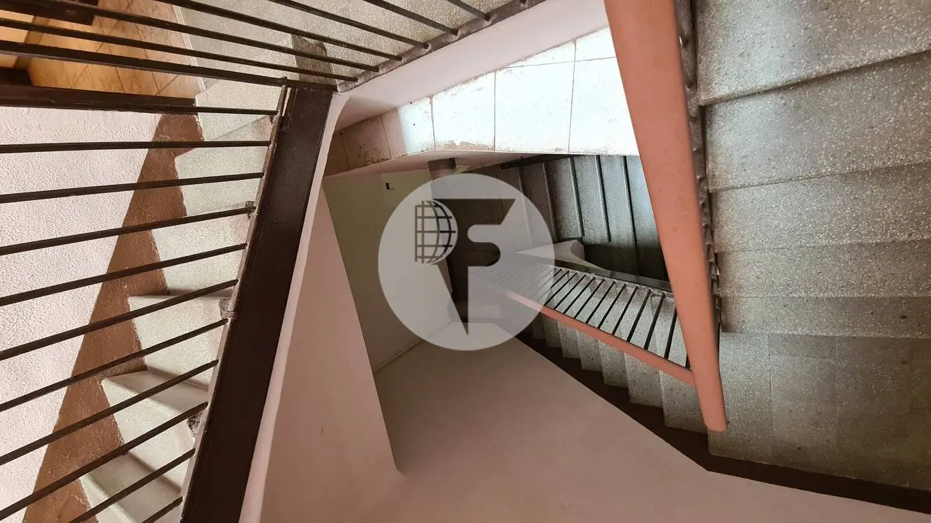 Una ubicación excepcional, una finca con encanto y un sinfín de posibilidades - imagen 35