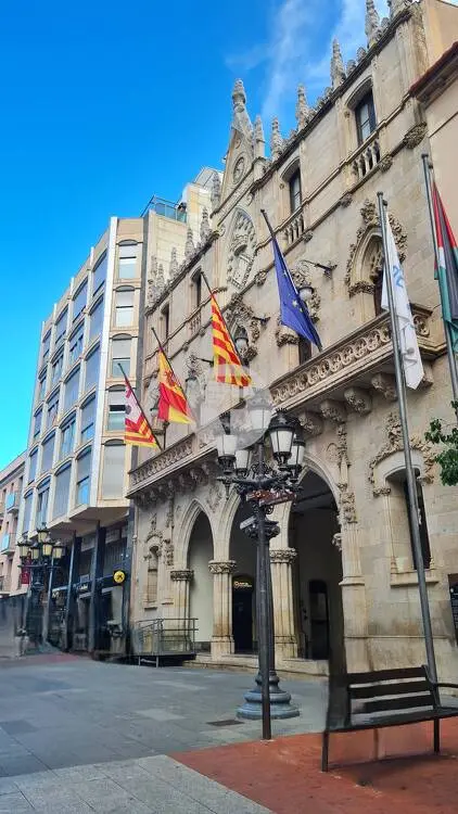 Una ubicación excepcional, una finca con encanto y un sinfín de posibilidades - imagen 77