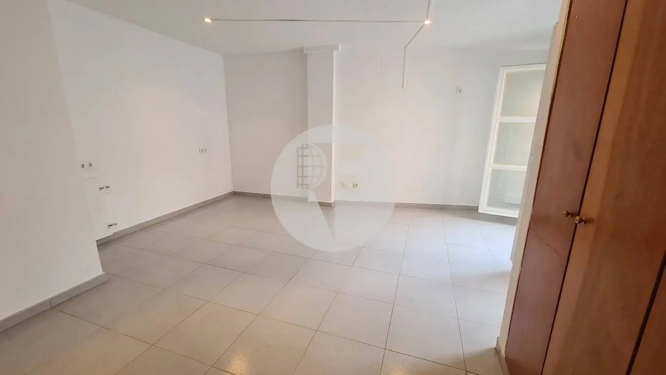 Loft de 35 m² en la zona universitaria de Terrassa, con aparcamiento incluido - imagen 15