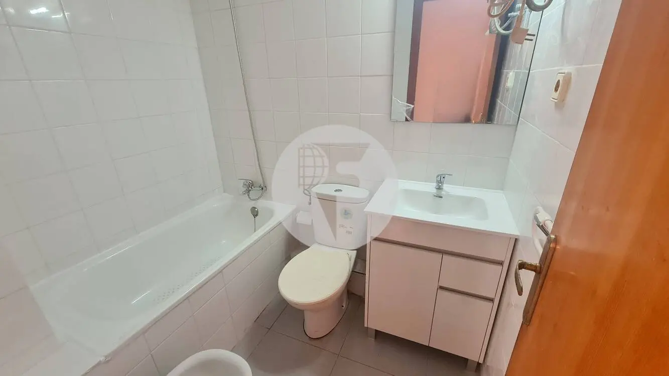 Loft de 35 m² en la zona universitaria de Terrassa, con aparcamiento incluido - imagen 5