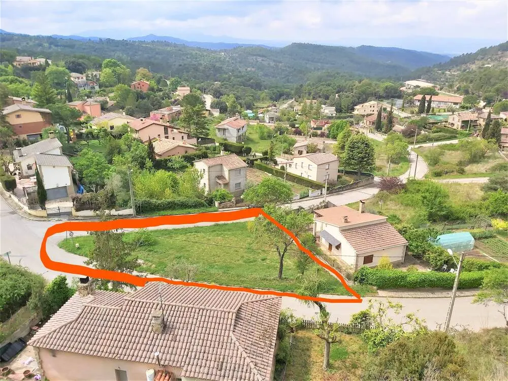 Development land of almost 500m² for sale 3