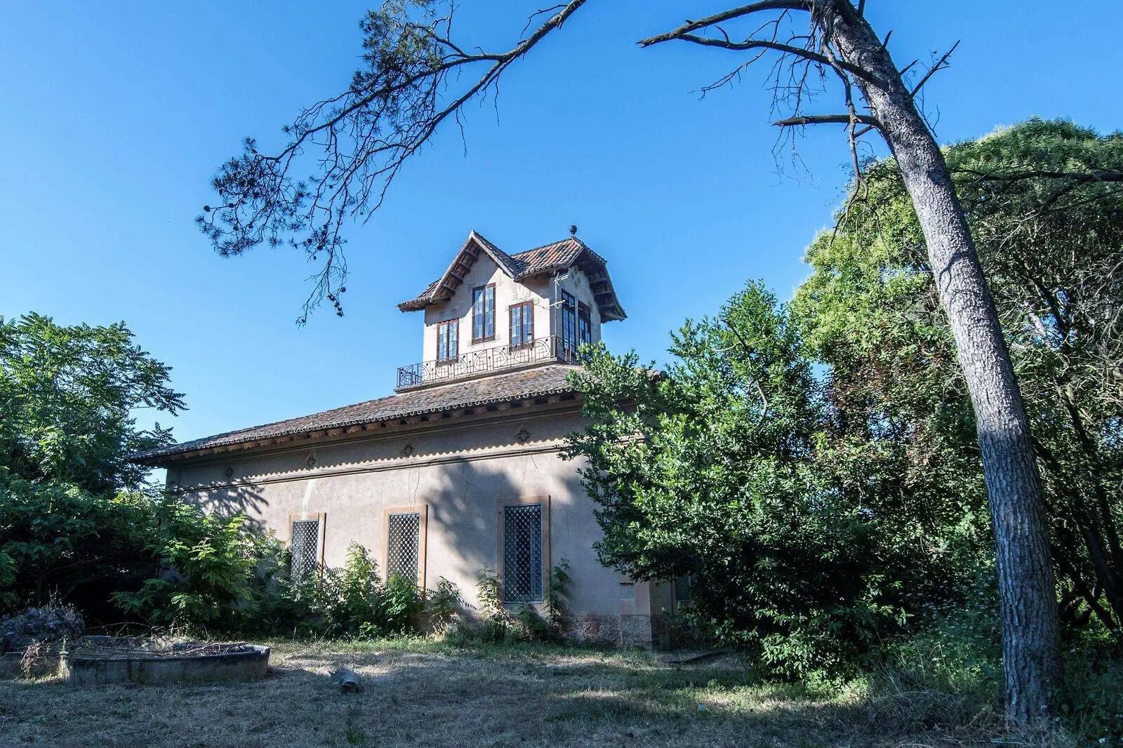 Modernist detached house for sale in Torre Negra in Sant Cugat del Vallès 2