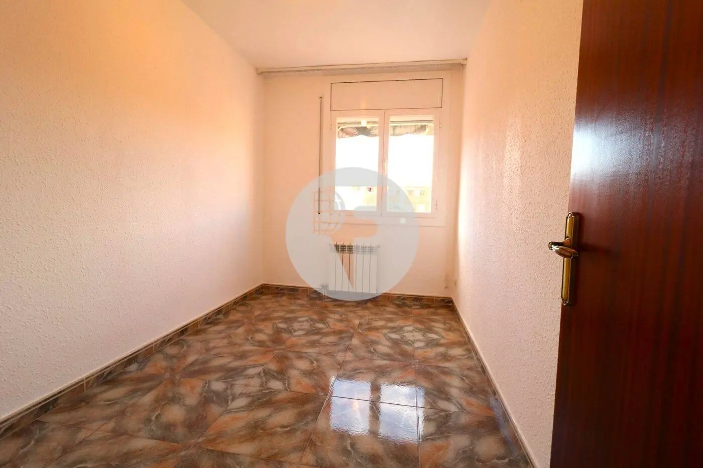 Spacious, super-bright 4-bedroom apartment in Ca n'Oriac, Sabadell 17