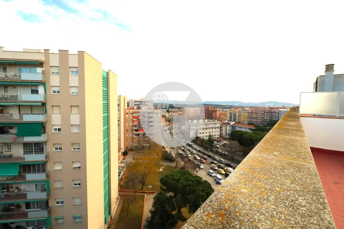 Spacious, super-bright 4-bedroom apartment in Ca n'Oriac, Sabadell 23