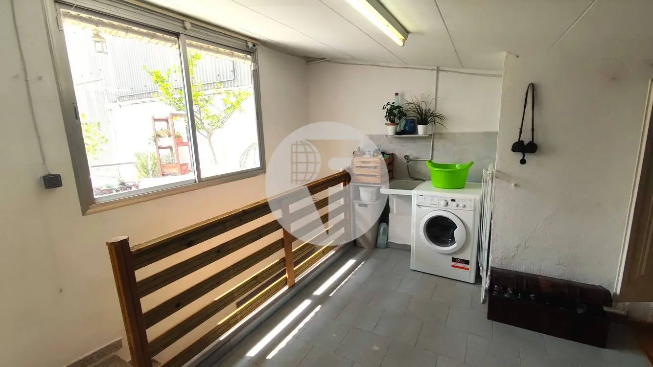 
Casa Unifamiliar de 3 habitacions en zona universitària de Terrassa. 12