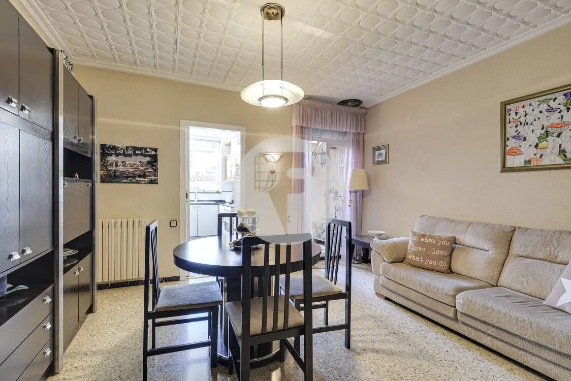 Exclusive three-storey house and a studio just 5 minutes from the centre of Terrassa. 8