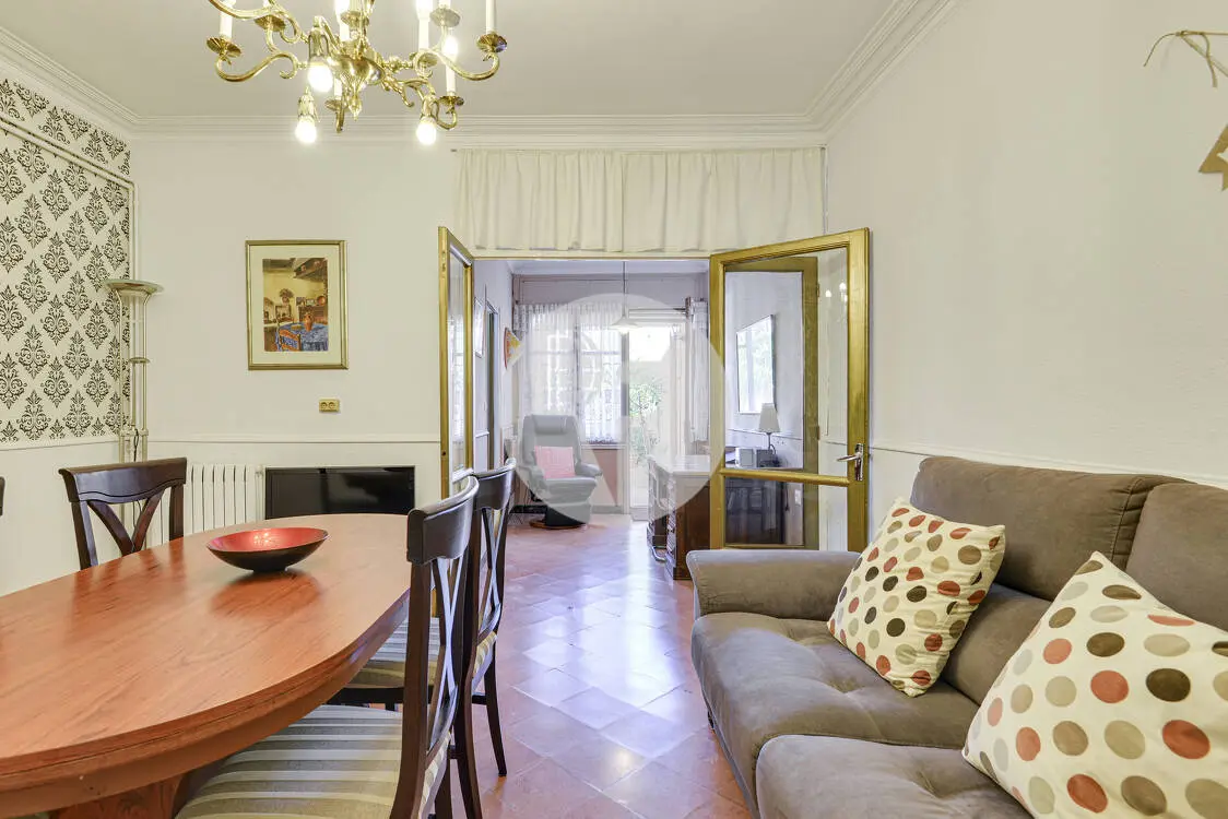 Exclusive three-storey house and a studio just 5 minutes from the centre of Terrassa. 6