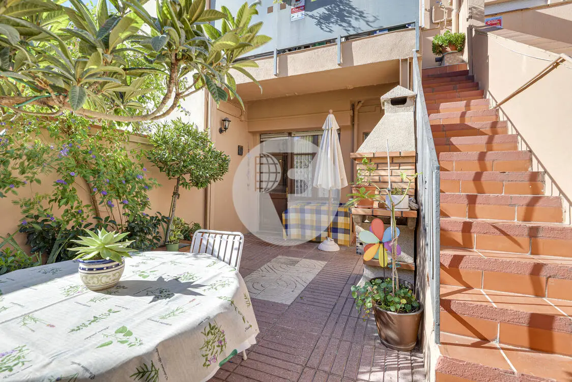 Exclusive three-storey house and a studio just 5 minutes from the centre of Terrassa. 26