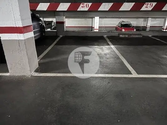 Plaza de parking en venta en el centro de Sabadell