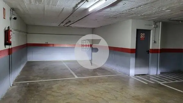Plaza de Parking de 13,95 m² junto a la Rambla de Sabadell