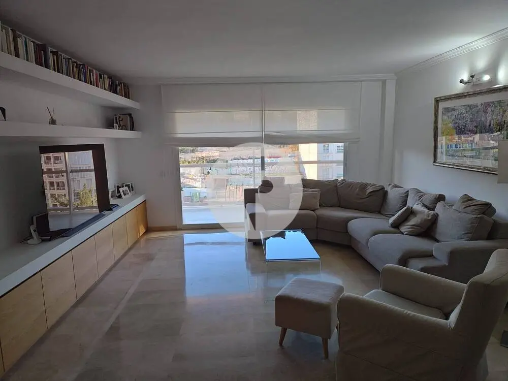 Large apartment of 146 m² located in the prestigious area of Porto Pi, in Palma de Mallorca. 3