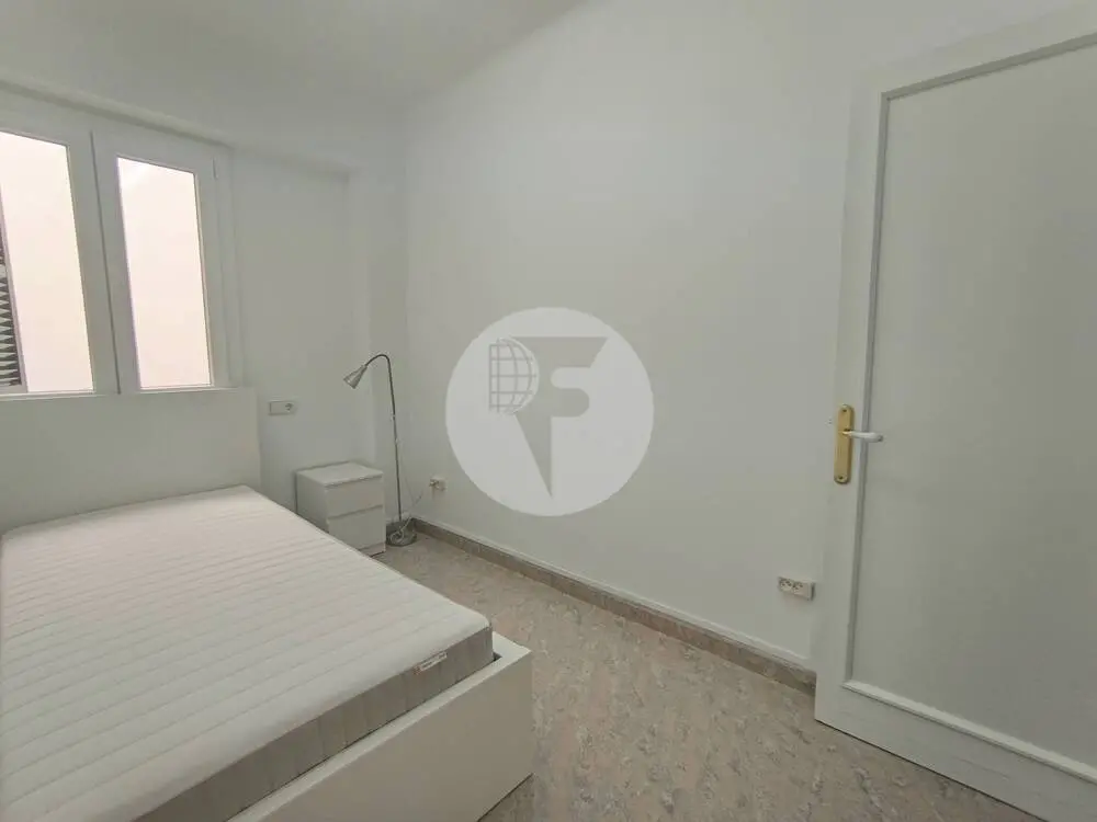 Amplia y luminosa vivienda de 3 dormitorios en pleno centro de Palma - imagen 7