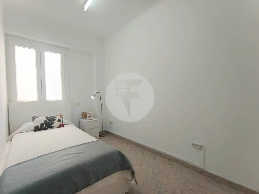Amplia y luminosa vivienda de 3 dormitorios en pleno centro de Palma - imagen 6