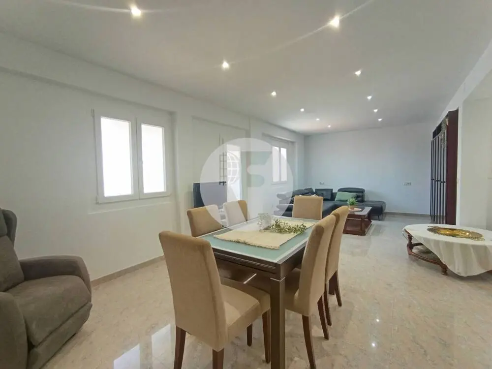 Amplia y luminosa vivienda de 3 dormitorios en pleno centro de Palma - imagen 16