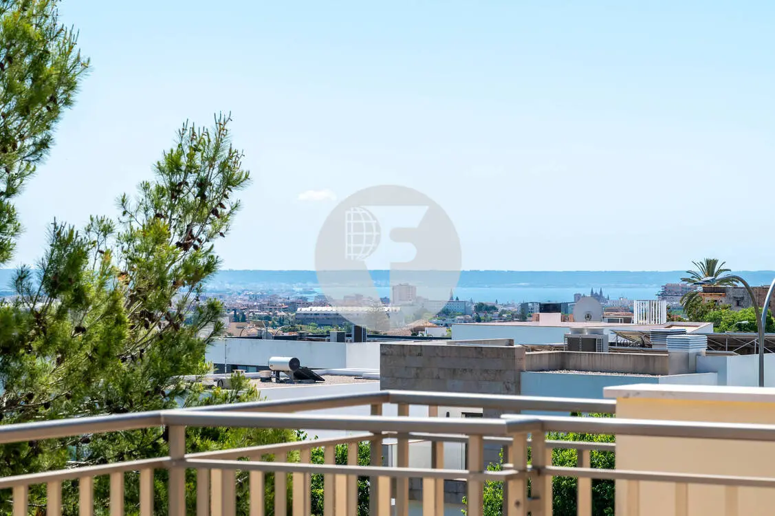 Exclusivo ático con solárium privado y vistas al mar en Son Puig - imagen 3