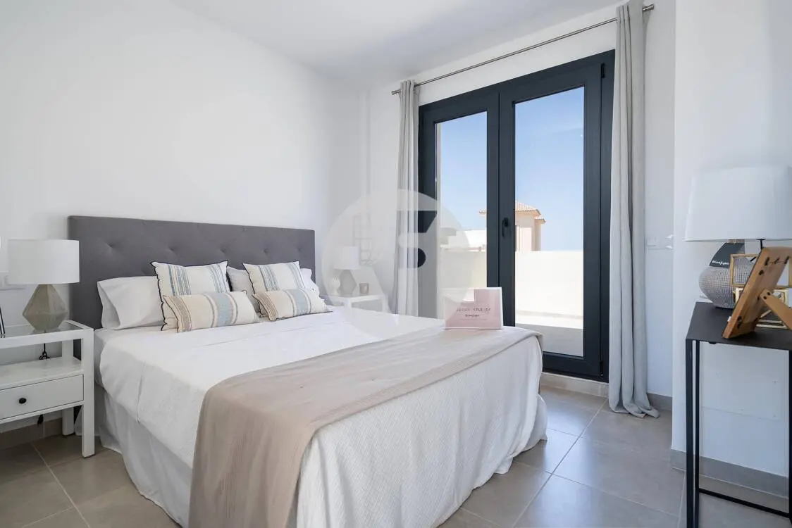 Tu propia piscina en Mallorca. Cuatro dormitorios. Y el Mediterráneo como vecino. - imagen 14