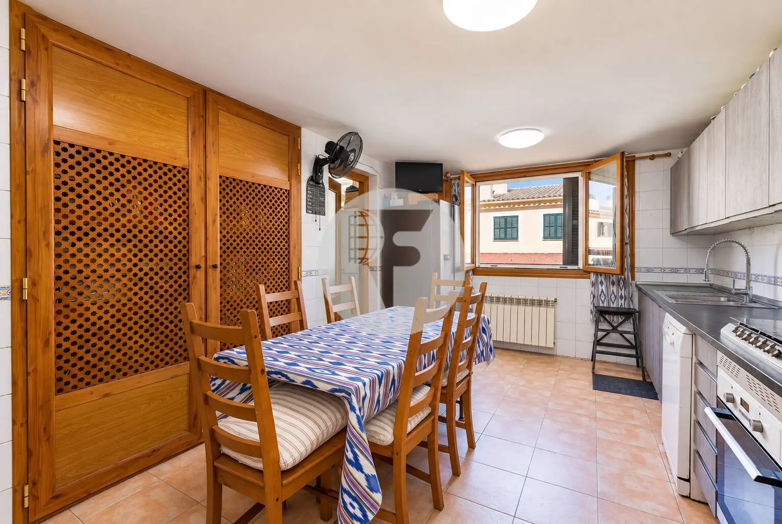 La Vileta | 4 dormitorios · 215 m² · Garaje privado de 72 m² - imagen 9