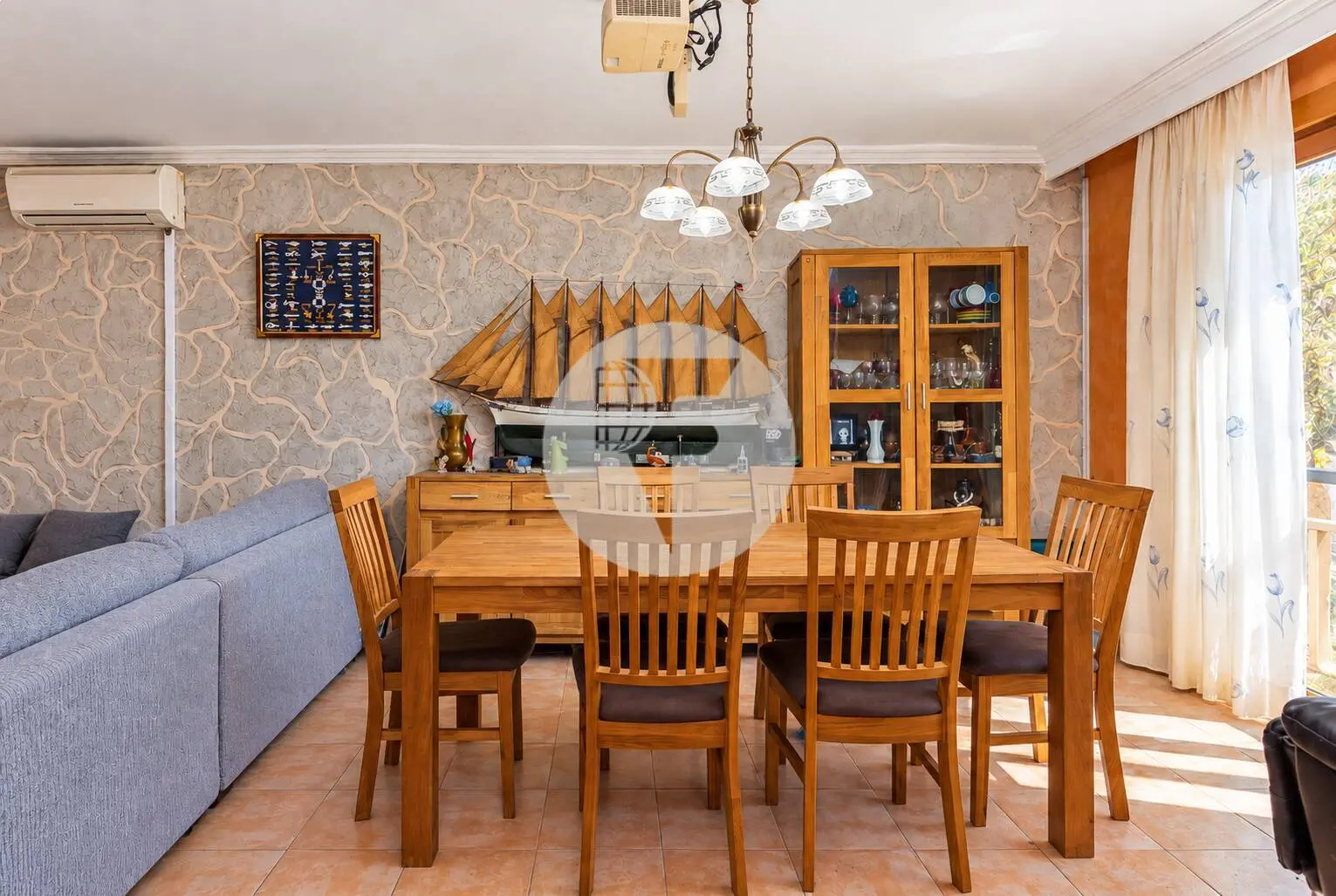 La Vileta | 4 dormitorios · 215 m² · Garaje privado de 72 m² - imagen 8