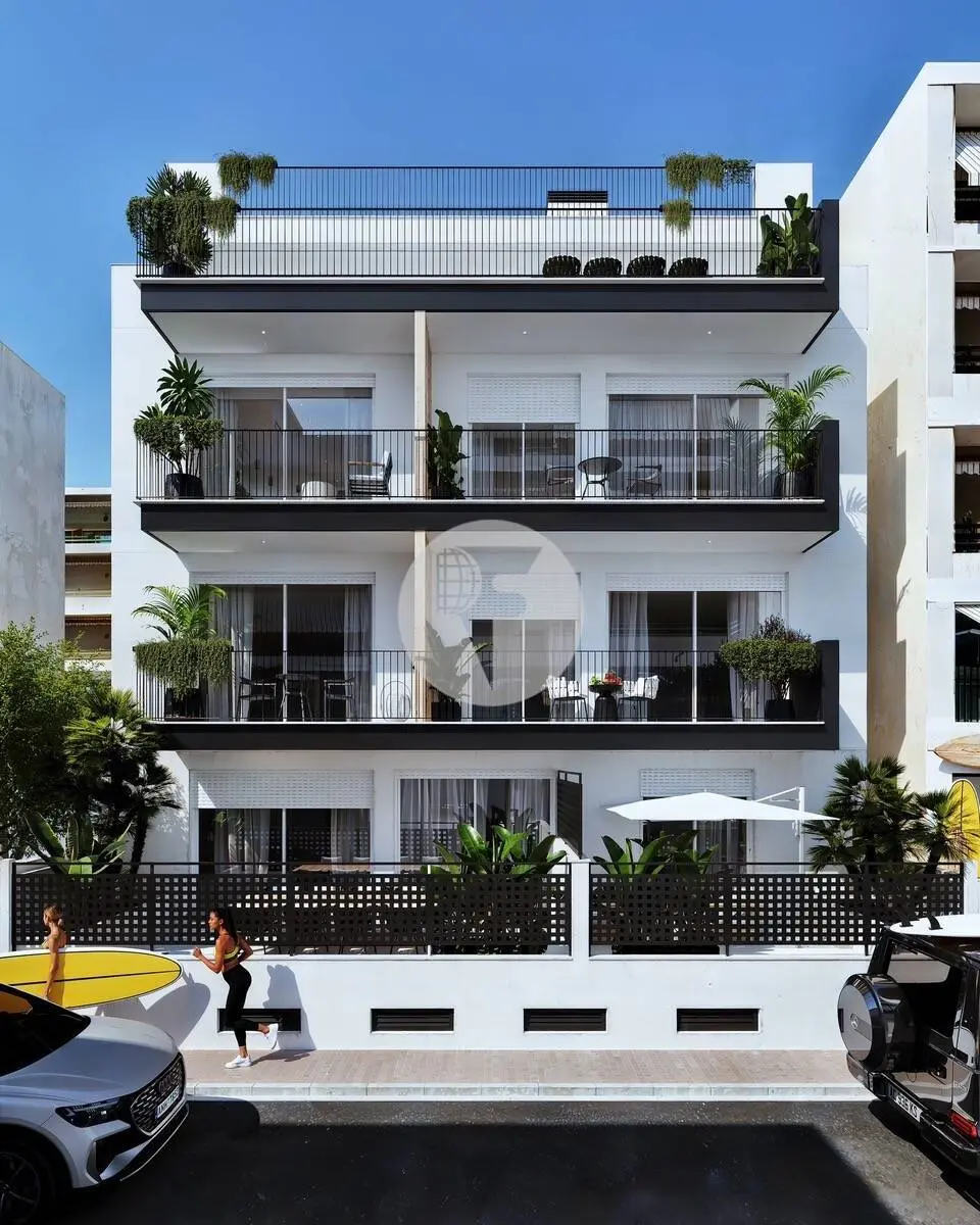 Dos terrazas, luz y estilo de vida mediterráneo en Can Pastilla - imagen 5