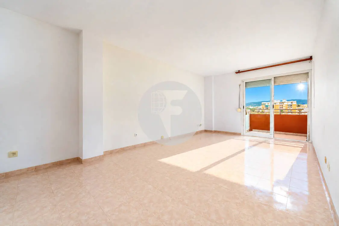 PISO EN VENTA EN CALLE COTLLIURE CON APARCAMIENTO Y TRASTERO INCLUIDOS - imagen 3