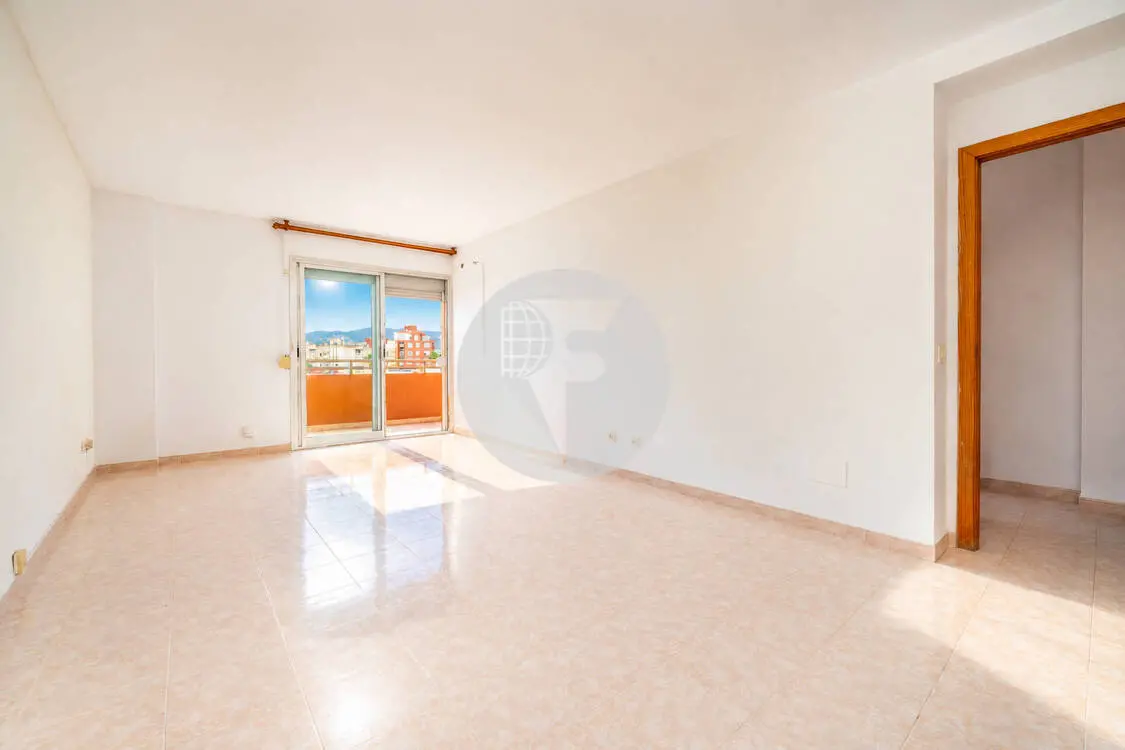 PISO EN VENTA EN CALLE COTLLIURE CON APARCAMIENTO Y TRASTERO INCLUIDOS - imagen 4