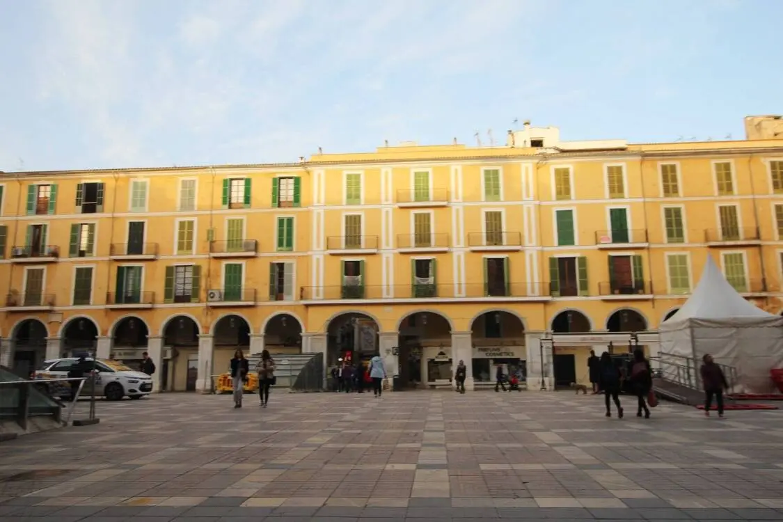 Commercial office in Prime area in the center of Palma, next to Plaza Mayor 9