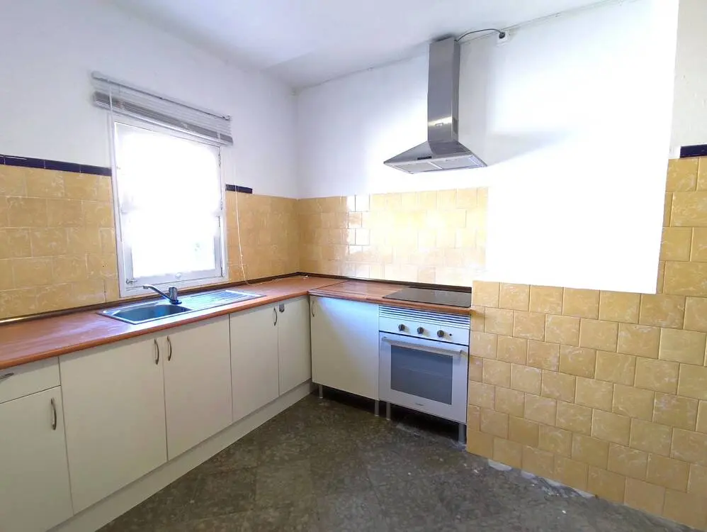 Semidetached two-storey house with free roof in S'Arenal 17
