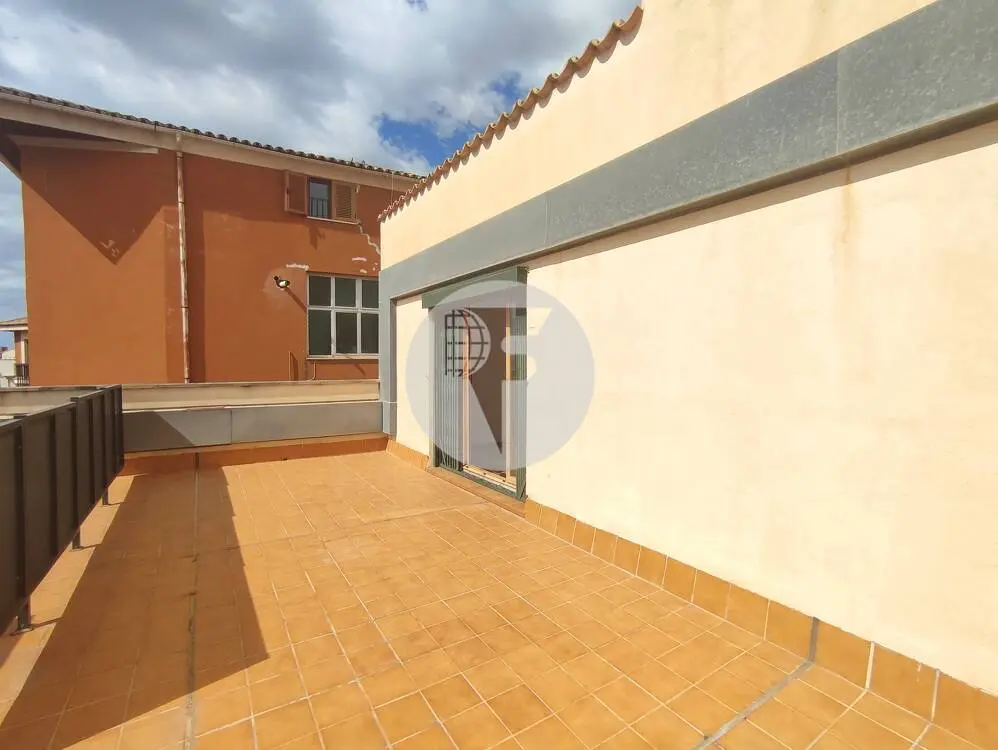 Penthouse for sale in the heart of Palma in a residential building with elevator located in the Plaza Mayor. 8