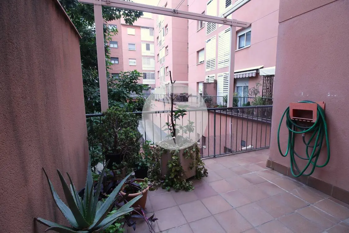 Magnificent 106 m² apartment in the heart of the Sagnier neighborhood in El Prat de Llobregat. 11