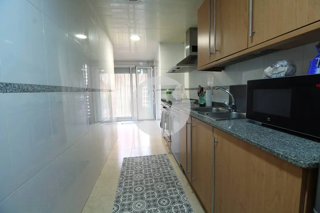 Magnificent 106 m² apartment in the heart of the Sagnier neighborhood in El Prat de Llobregat. 17