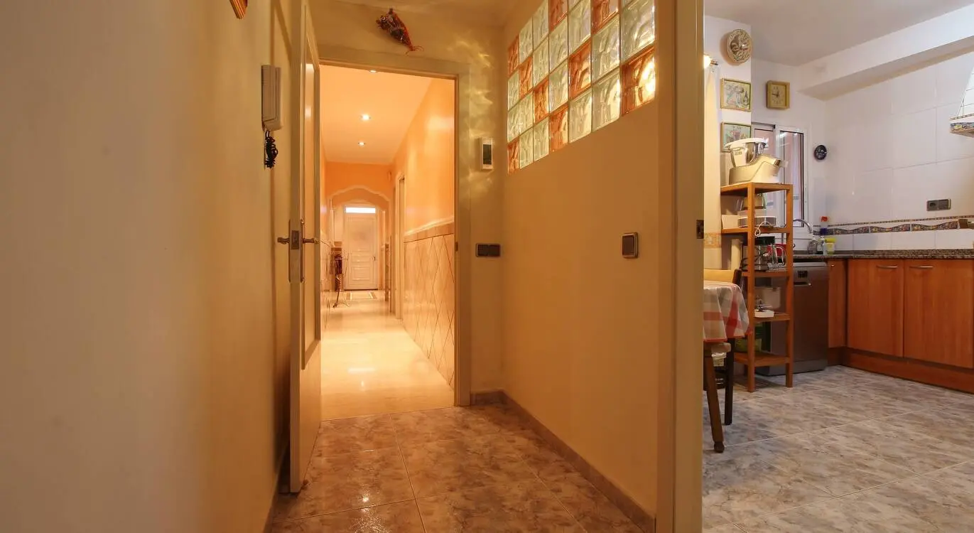 House for sale in the center of Sant Boi, Barcelona. 19