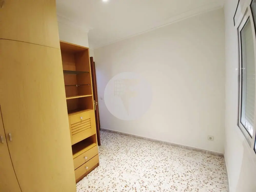 Functional apartment of 82 m² built, according to the land registry, in the prestigious Centro area of Mollet del Vallès. 7