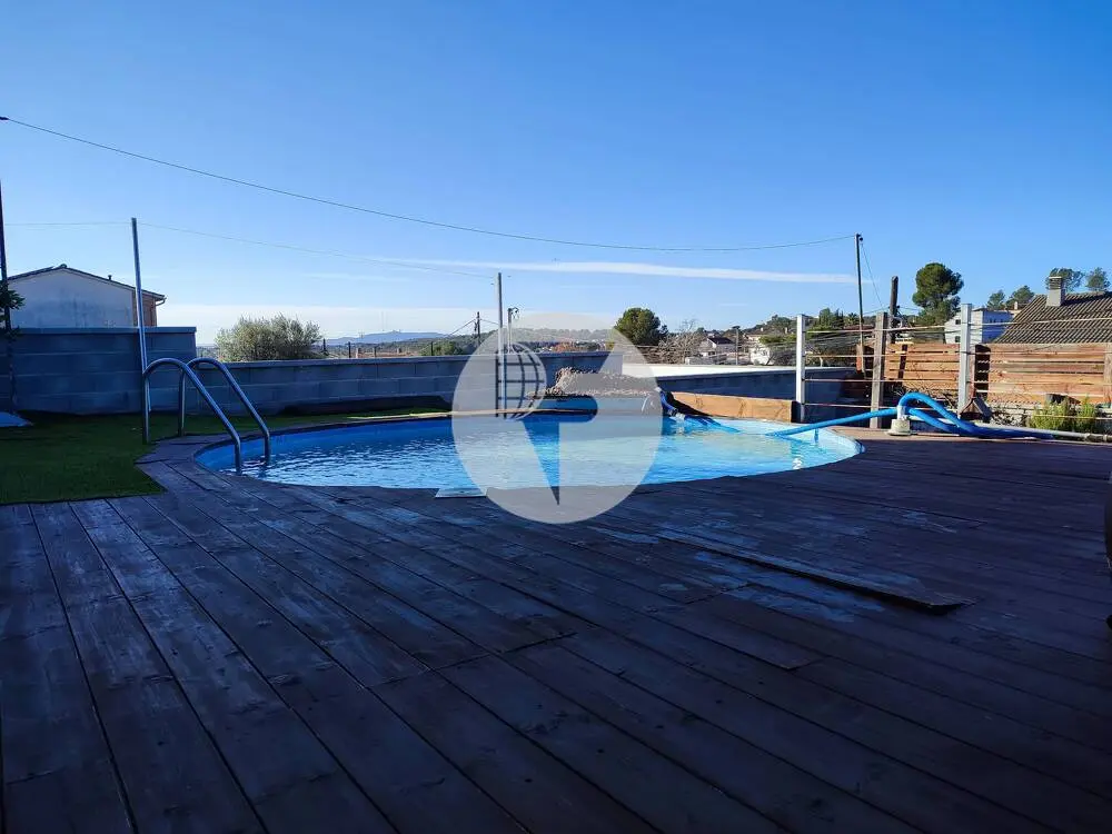 Acollidora casa amb piscina privada a Lliça d'Amunt 15