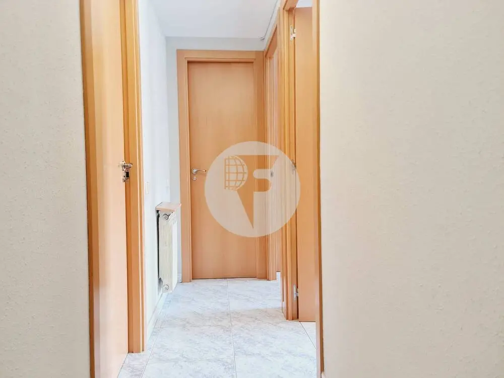 Descubre el espacio ideal para tu familia en este encantador piso de 104 m² construidos en Parets del Vallés. 15