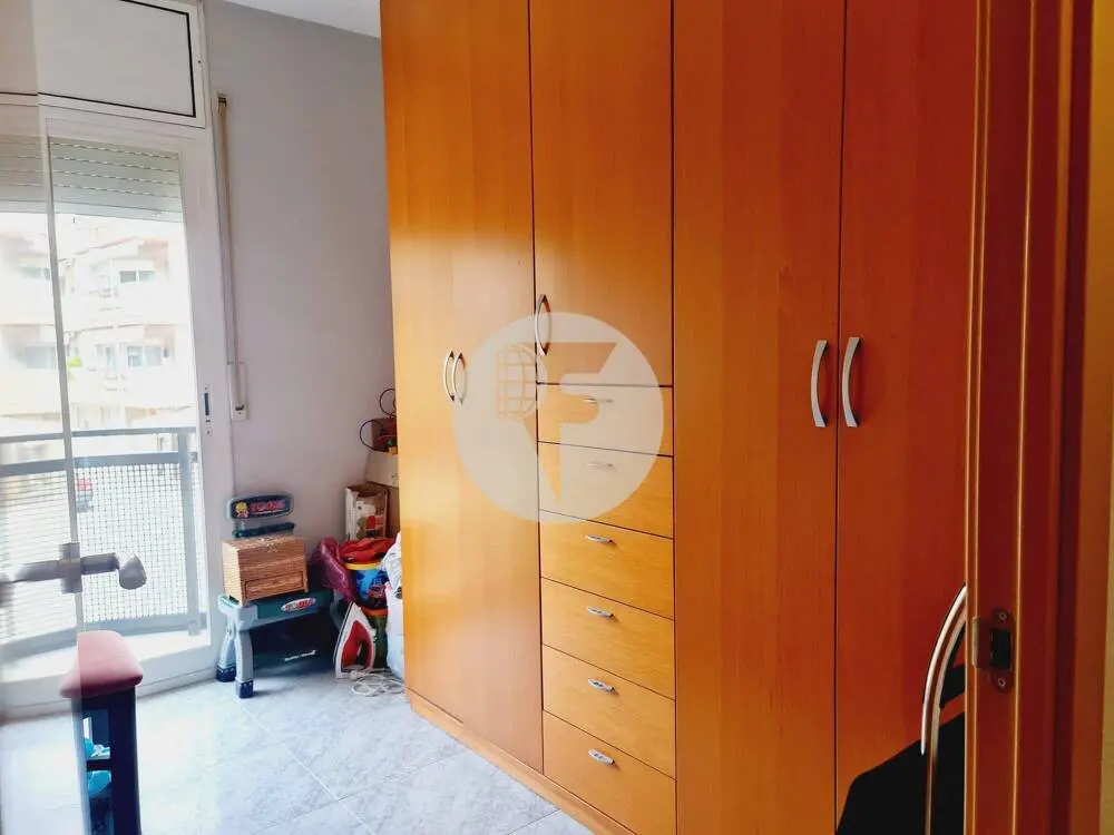 Descubre el espacio ideal para tu familia en este encantador piso de 104 m² construidos en Parets del Vallés. 18