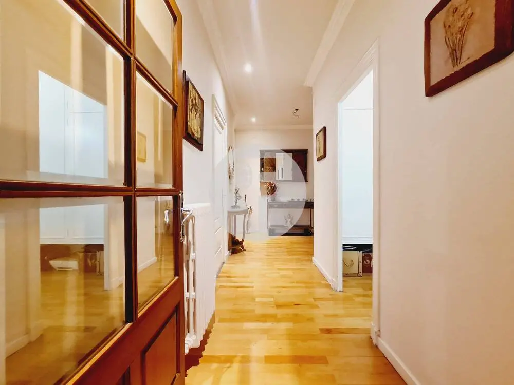 Spacious 4-bedroom apartment in the center of Mollet del Valles. 19