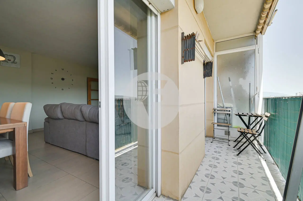 ÁTICO LUMINOSO CON BALCÓN Y 4 HABITACIONES EN CAN PANTIQUET, MOLLET DEL VALLES - imagen 9