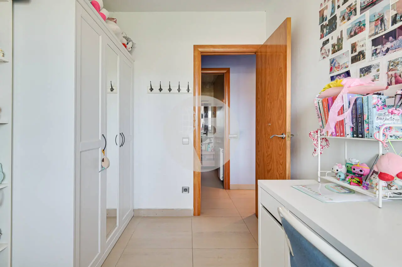 ÁTICO LUMINOSO CON BALCÓN Y 4 HABITACIONES EN CAN PANTIQUET, MOLLET DEL VALLES - imagen 31